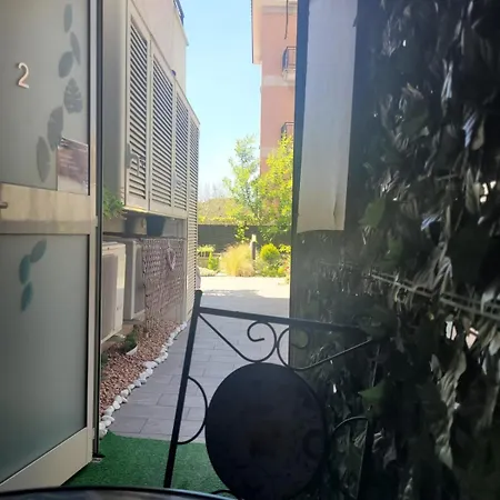 Tiny Green Apartament In Rome - Magliana Exterior photo